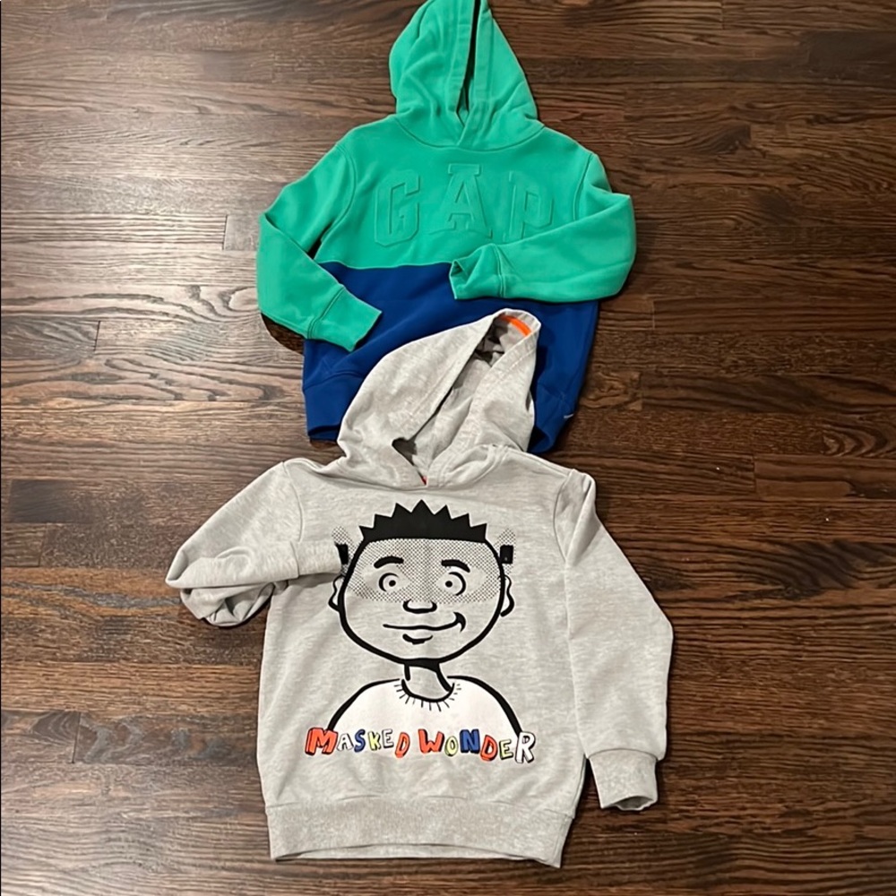Two boys size 6/7 hoodies sweatshirts